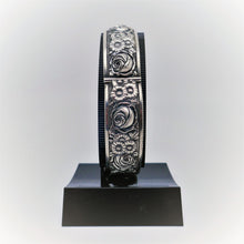 Afbeelding in Gallery-weergave laden, ELLDEE. Scandinavische armband met rozen in massief zilver. Jaren 40.
